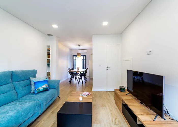 My Is Your - Viana House *